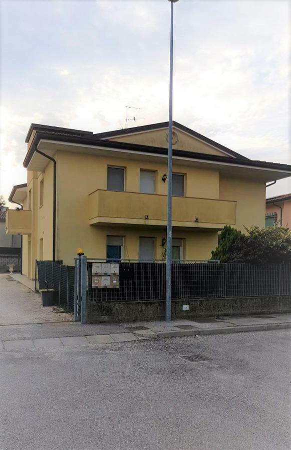 La Casa Di Paola Apartment Solesino Exterior photo